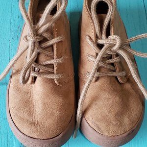 GAP Toddler Tan Chukka Boots
